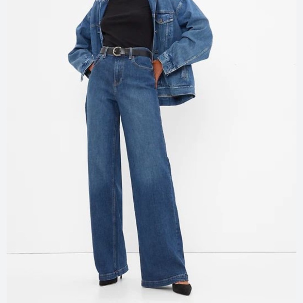 Gap High Rise Stride Wide-Leg Jeans Size 28/6R Medium Indigo